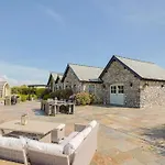 Mulberry House